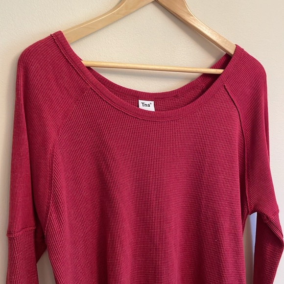 TNA Alder Thermal Shirt - Picture 2 of 4